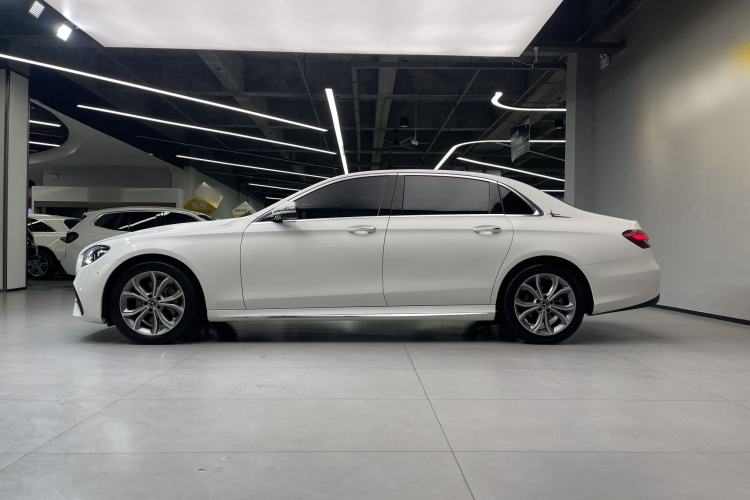 Used Mercedes-Benz E-Class 2021 E 300 L Sport Premium Edition Exterior 3