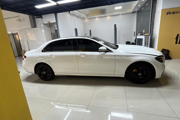 Used Mercedes-Benz E-Class 2021 Facelift E 260 L Sport Edition Exterior 3