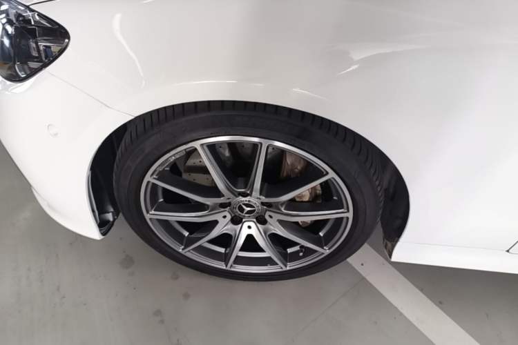 Used Mercedes-Benz E-Class 2021 Facelift E 300 Coupe Exterior 4