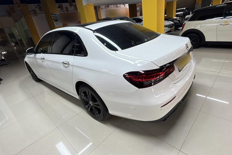 Used Mercedes-Benz E-Class 2021 Facelift E 260 L Sport Edition Exterior 4