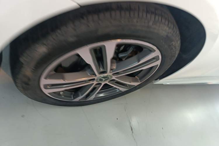 Used Mercedes-Benz E-Class 2021 Facelift E 260 L Sport Edition Exterior 4