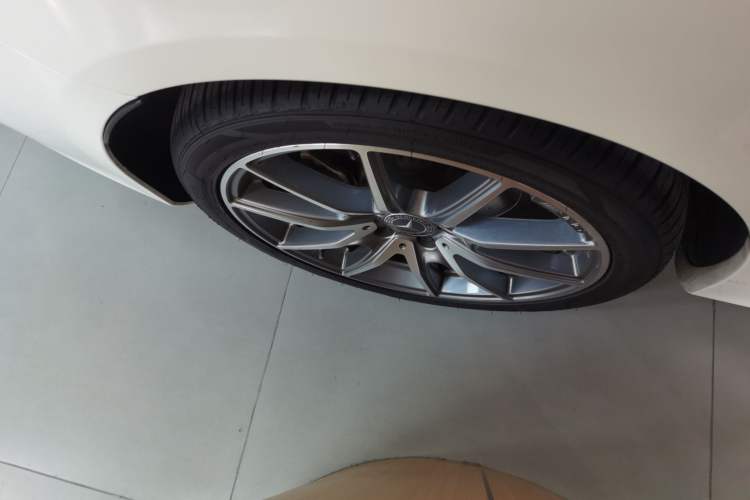 Used Mercedes-Benz E-Class 2021 E 260 Coupe Exterior 5