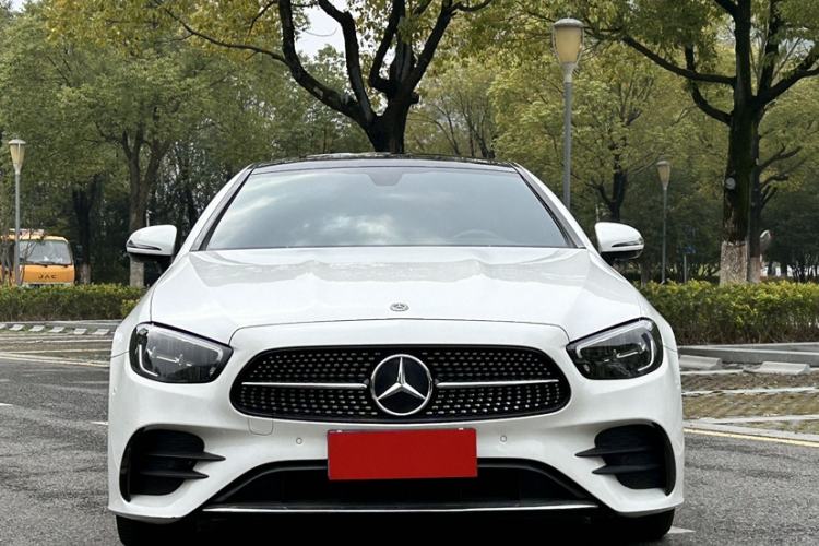 Used Mercedes-Benz E-Class 2021 E 260 Coupe Exterior 5