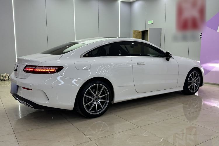 Used Mercedes-Benz E-Class 2021 E 260 Coupe Exterior 5