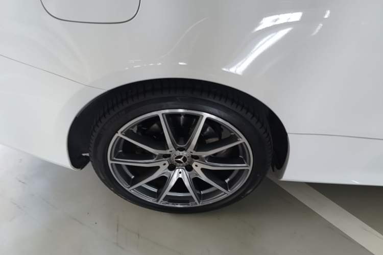 Used Mercedes-Benz E-Class 2021 Facelift E 300 Coupe Exterior 5