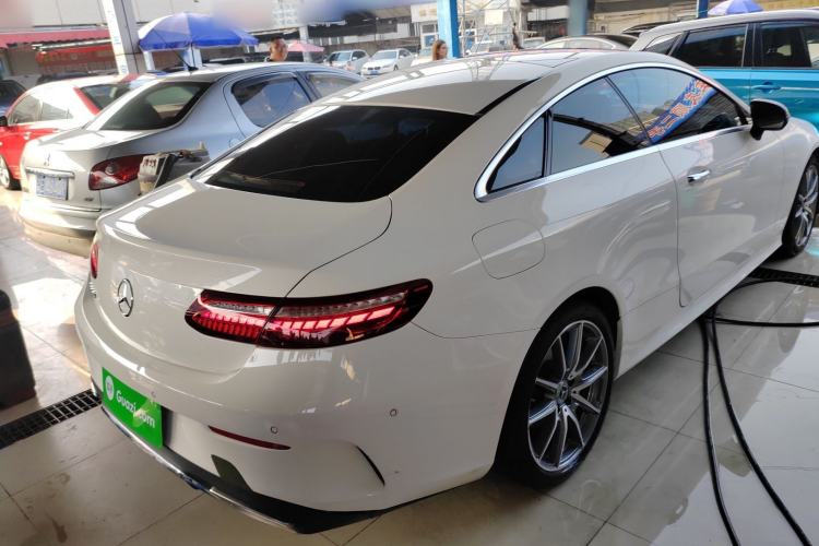 Used Mercedes-Benz E-Class 2021 Facelift E 260 Coupe Exterior 5