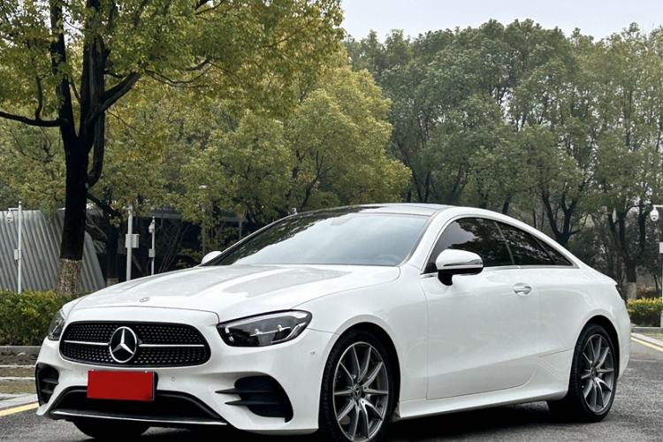 Used Mercedes-Benz E-Class 2021 E 260 Coupe Exterior 7