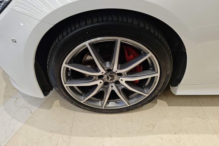 Used Mercedes-Benz E-Class 2021 Facelift E 260 Coupe Exterior 7