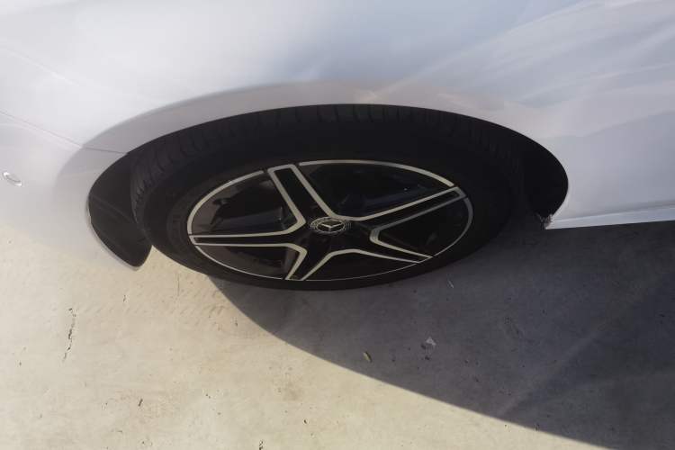 Used Mercedes-Benz E-Class 2021 Updated E 260 Fashion Sport Edition Exterior 7