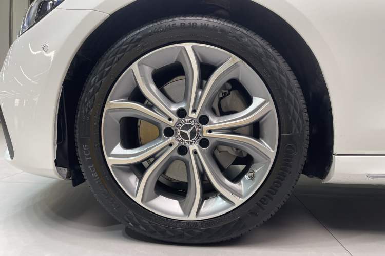 Used Mercedes-Benz E-Class 2021 E 300 L Sport Premium Edition Exterior 7