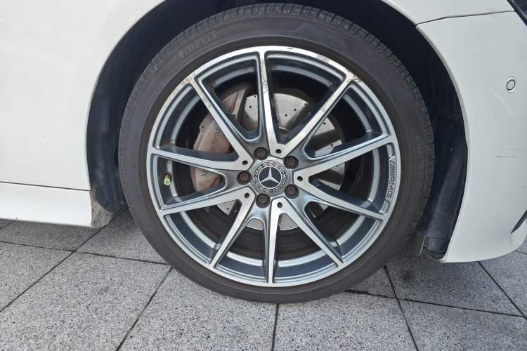 Used Mercedes-Benz E-Class 2021 E 260 Coupe Exterior 7