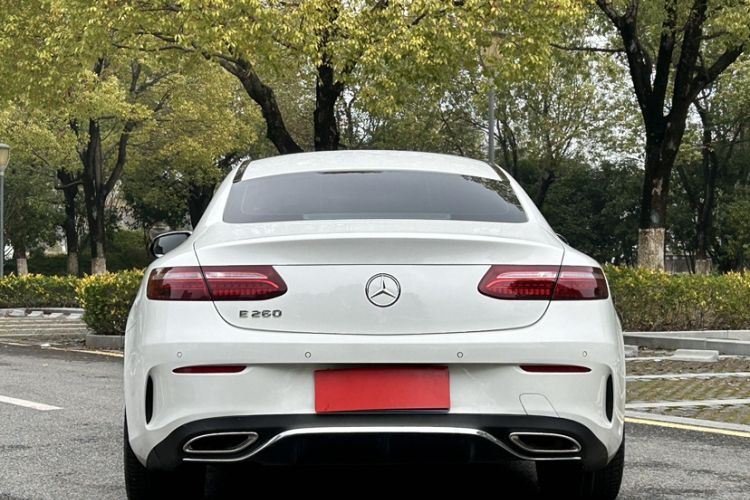 Used Mercedes-Benz E-Class 2021 E 260 Coupe Exterior 8