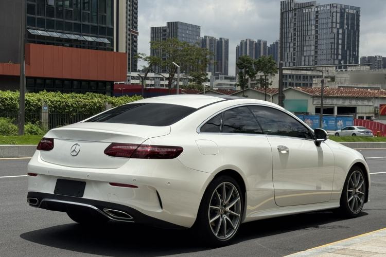 Used Mercedes-Benz E-Class 2021 E 260 Coupe Exterior 8