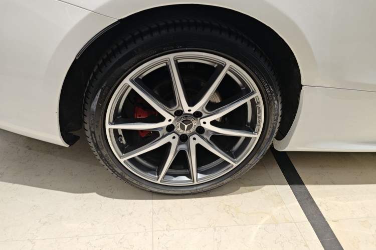 Used Mercedes-Benz E-Class 2021 Facelift E 260 Coupe Exterior 8