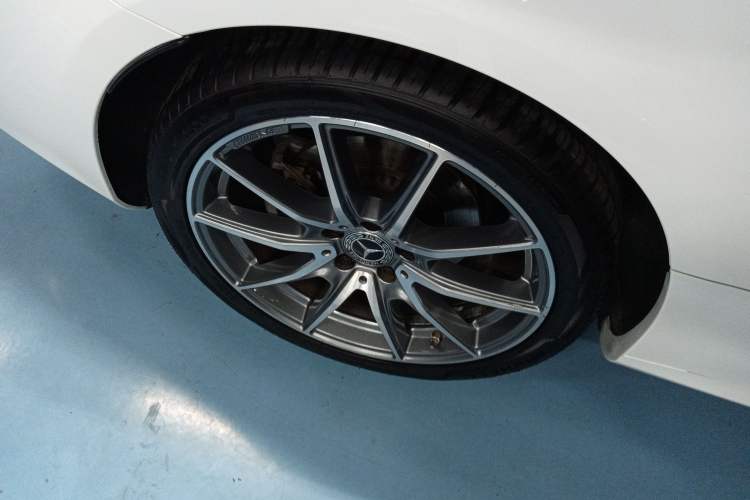 Used Mercedes-Benz E-Class 2021 E 260 Coupe Exterior 8