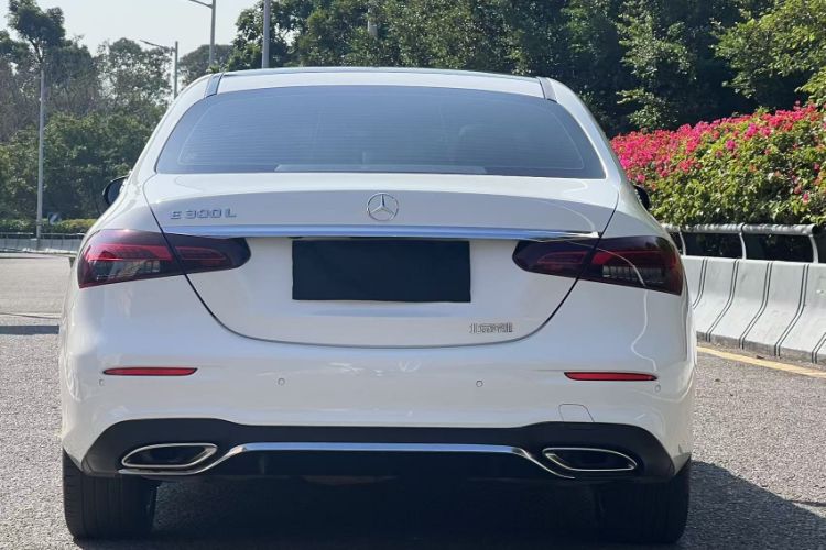 Used Mercedes-Benz E-Class 2021 E 300 L Sport Luxury Edition Exterior 9