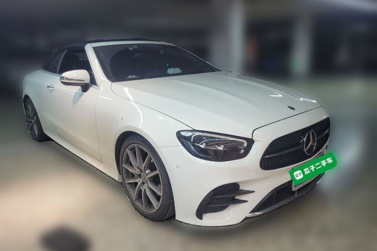 Used Mercedes-Benz E-Class 2021 E 260 Convertible Coupe Front Right 45 Deg