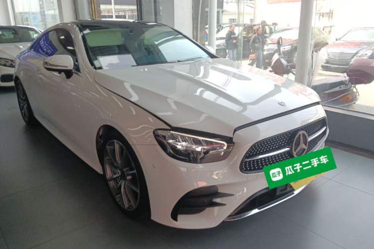 Used Mercedes-Benz E-Class 2021 E 260 Coupe Front Right 45 Deg