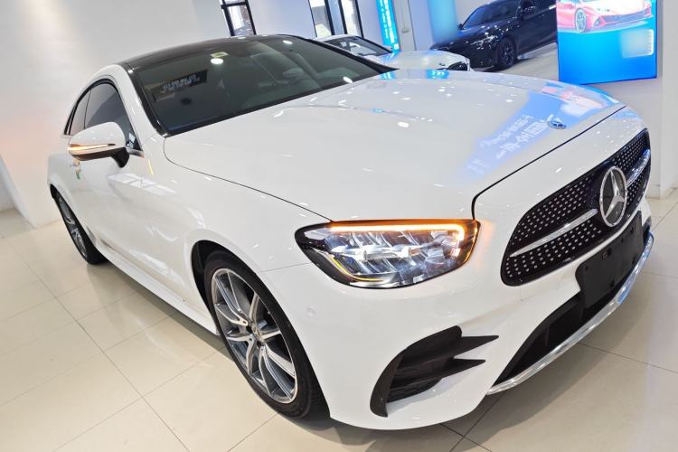 Used Mercedes-Benz E-Class 2021 Facelift E 260 Coupe Front Right 45 Deg