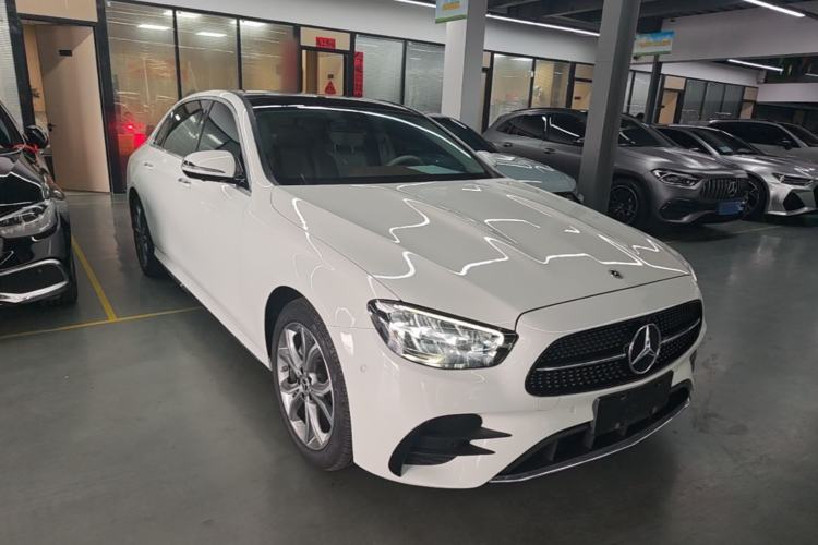 Used Mercedes-Benz E-Class 2021 Restyled E 300 L Sport Luxury Edition Front Right 45 Deg