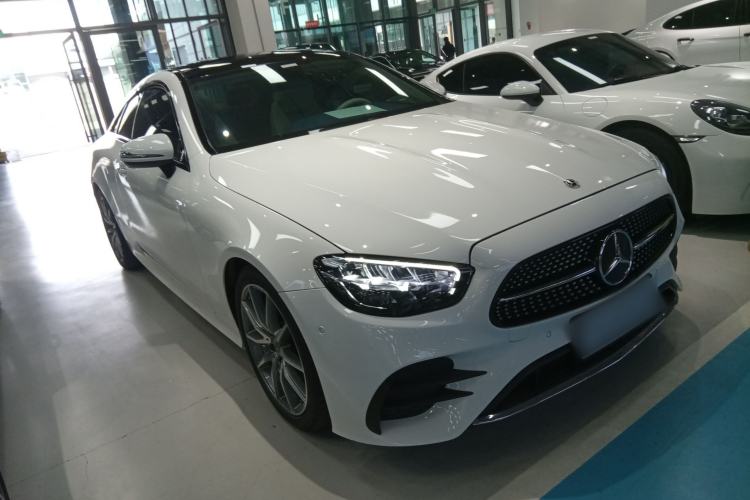 Used Mercedes-Benz E-Class 2021 Facelift E 260 Coupe Front Right 45 Deg