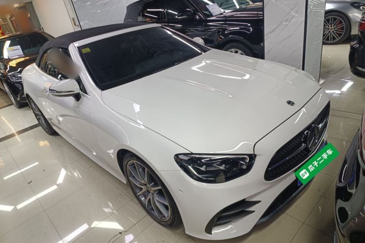 Used Mercedes-Benz E-Class 2021 E 260 Convertible Coupe Front Right 45 Deg