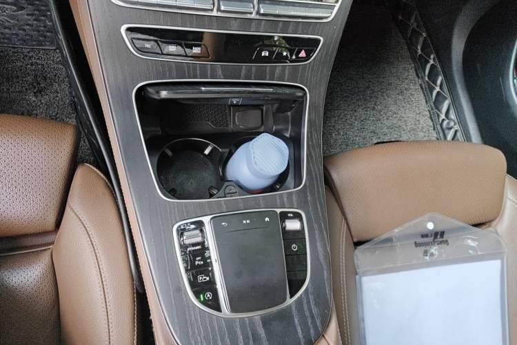 Used Mercedes-Benz E-Class 2021 E 260 L Sport Edition Gear Lever