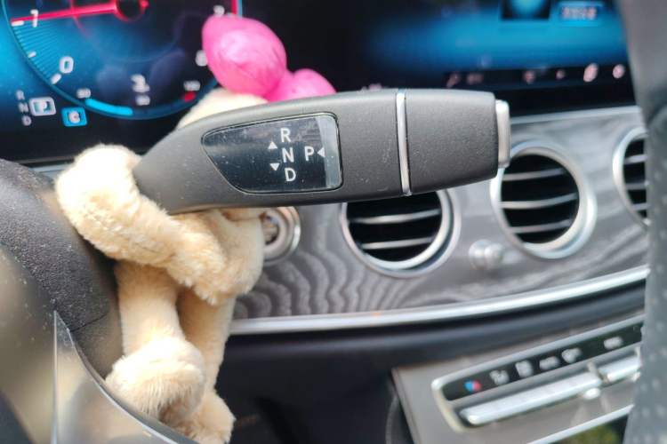Used Mercedes-Benz E-Class 2021 E 300 L Sporty and Stylish Model Gear Lever