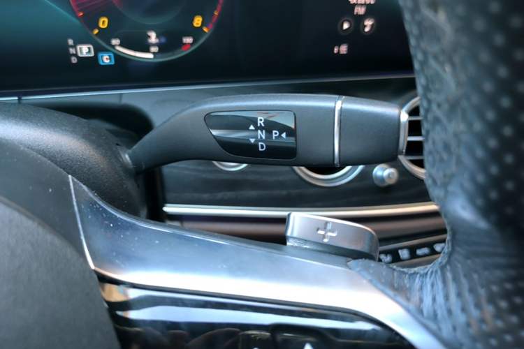 Used Mercedes-Benz E-Class 2021 Restyled E 300 Sport Edition Gear Lever