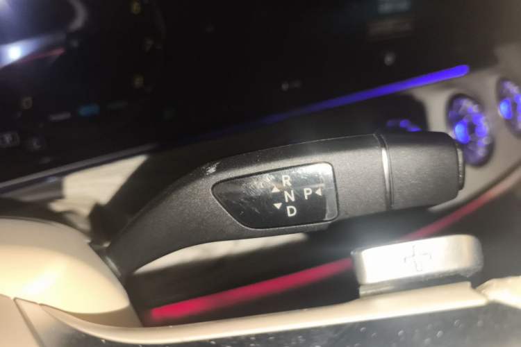 Used Mercedes-Benz E-Class 2021 E 260 Coupe Gear Lever
