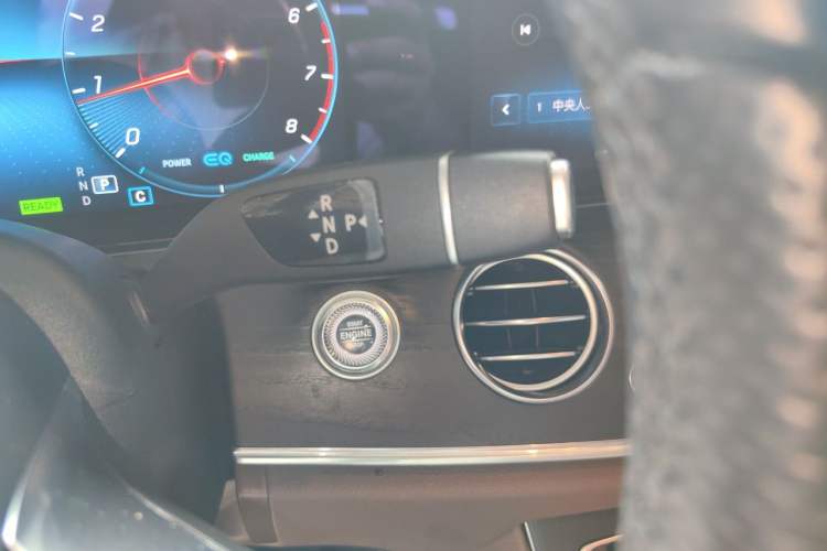 Used Mercedes-Benz E-Class 2021 E 260 L Sport Edition Gear Lever