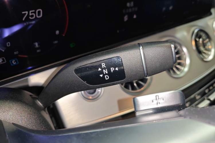 Used Mercedes-Benz E-Class 2021 Facelift E 260 Coupe Gear Lever