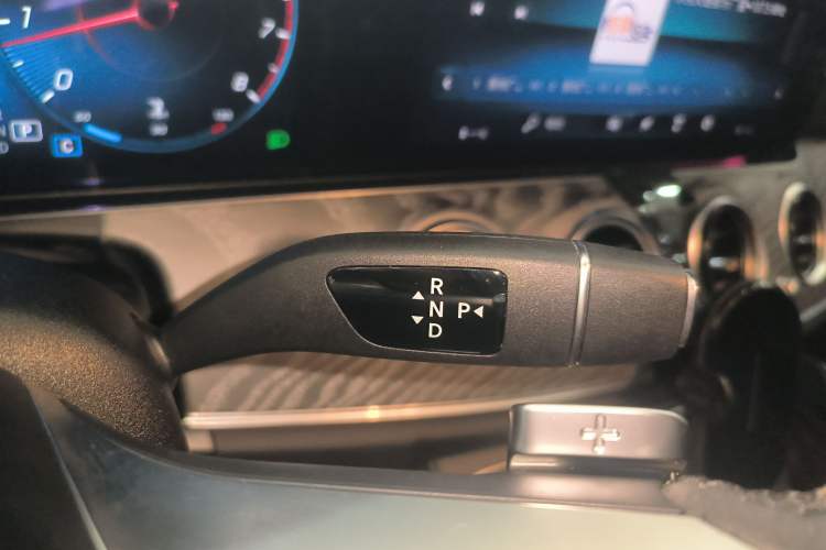Used Mercedes-Benz E-Class 2021 E 300 L Sporty and Stylish Model Gear Lever