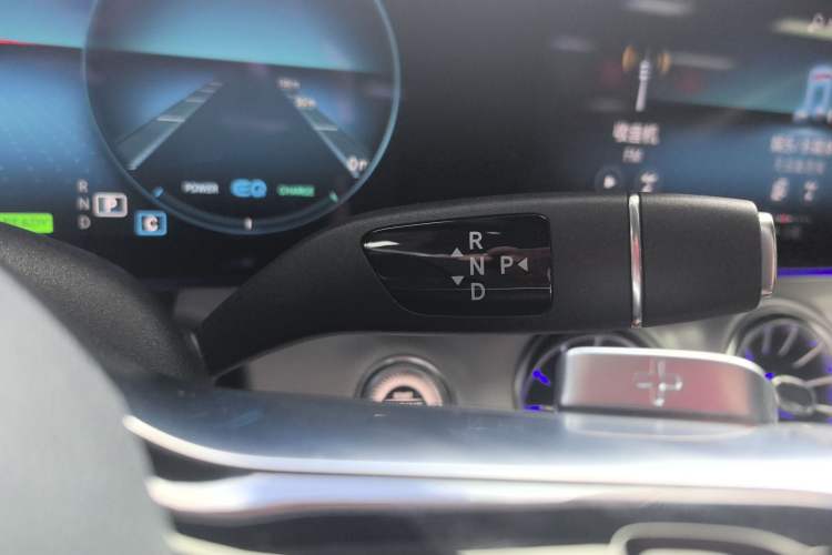 Used Mercedes-Benz E-Class 2021 E 260 Coupe Gear Lever