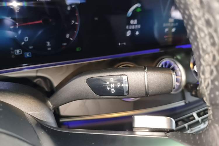 Used Mercedes-Benz E-Class 2021 Facelift E 300 Coupe Gear Lever