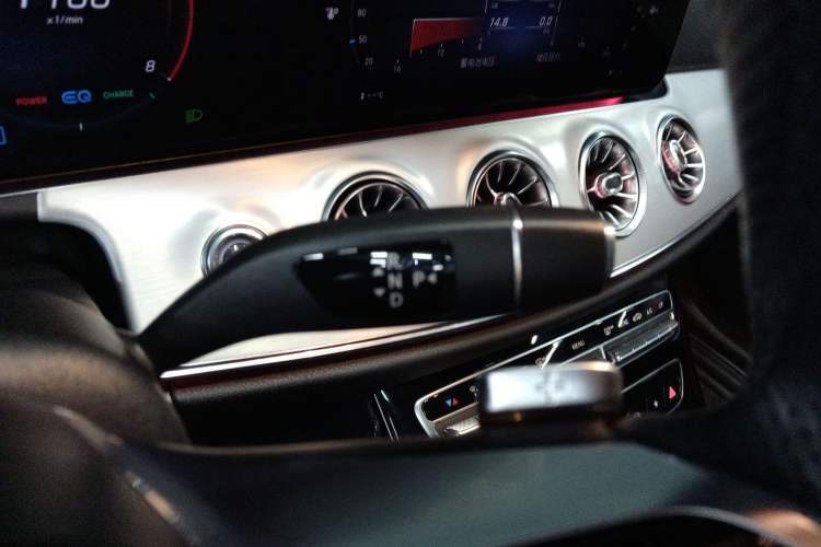 Used Mercedes-Benz E-Class 2021 E 260 Coupe Gear Lever