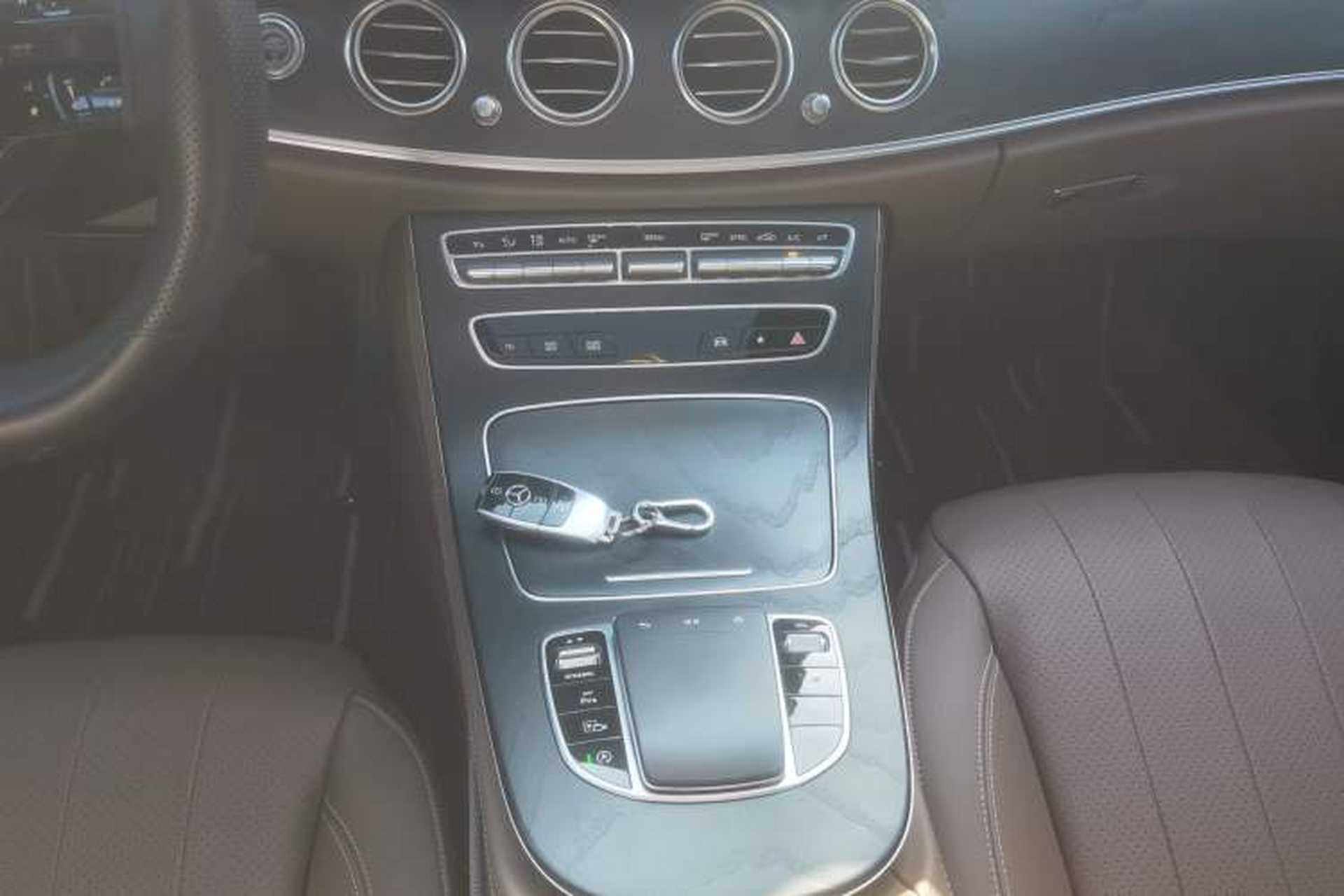 Used Mercedes-Benz E-Class 2021 Updated E 260 Fashion Sport Edition Gear Lever