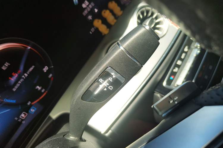 Used Mercedes-Benz E-Class 2021 Facelift E 260 Coupe Gear Lever