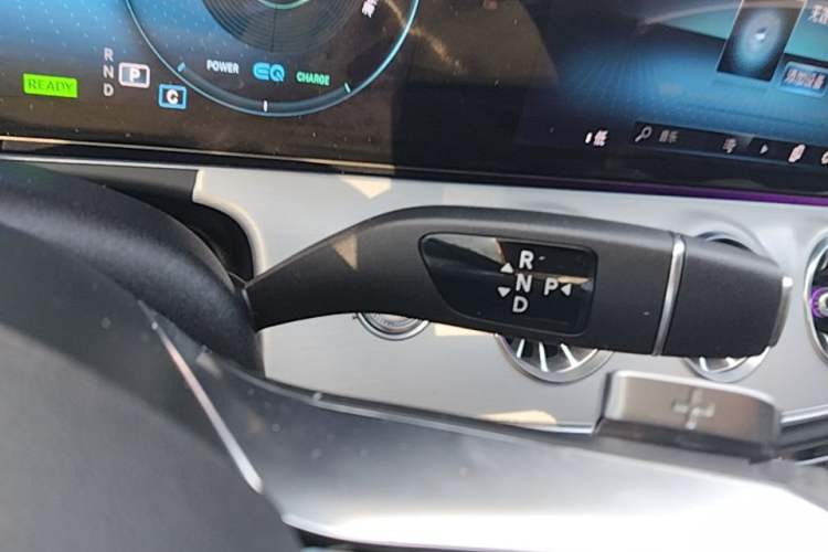 Used Mercedes-Benz E-Class 2021 E 260 Coupe Gear Lever
