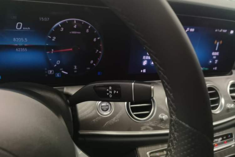 Used Mercedes-Benz E-Class 2021 Facelift E 260 L Sport Edition Gear Lever
