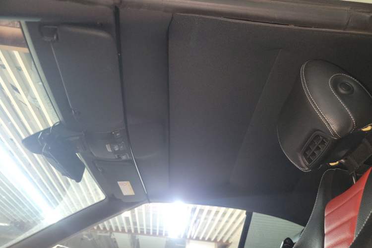 Used Mercedes-Benz E-Class 2021 E 260 Convertible Coupe Headliner