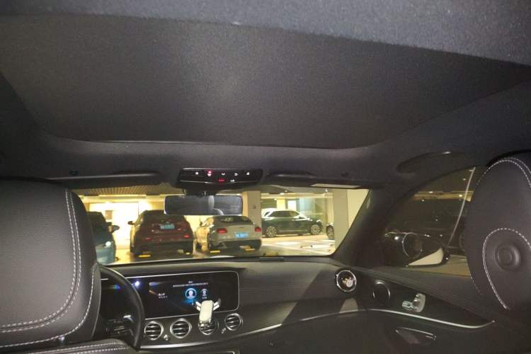 Used Mercedes-Benz E-Class 2021 Updated E 260 Fashion Sport Edition Headliner