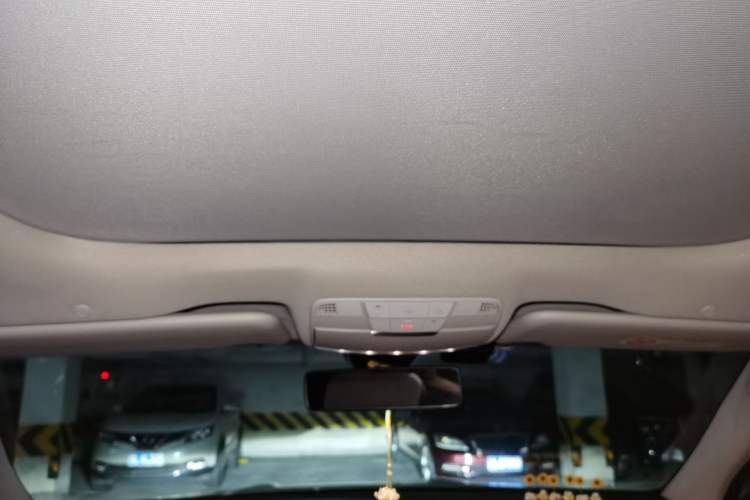 Used Mercedes-Benz E-Class 2021 E 300 L Sport Luxury Edition Headliner