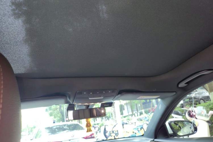 Used Mercedes-Benz E-Class 2021 E 300 L Sporty and Stylish Model Headliner