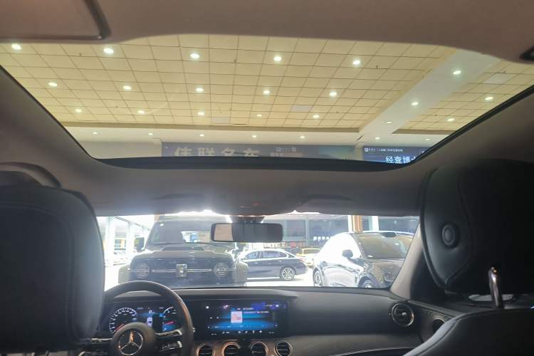 Used Mercedes-Benz E-Class 2021 E 300 L Sporty and Stylish Model Headliner