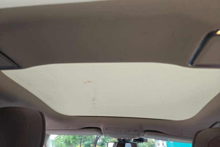 Used Mercedes-Benz E-Class 2021 E 260 L Headliner