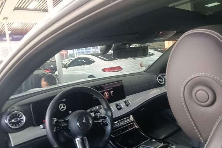 Used Mercedes-Benz E-Class 2021 E 260 Coupe Headliner