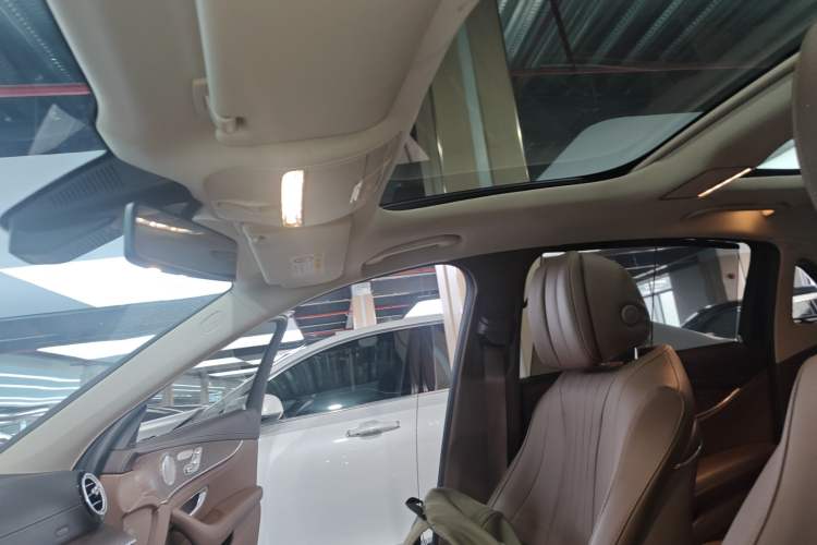 Used Mercedes-Benz E-Class 2021 Restyled E 300 L Luxury Edition Headliner