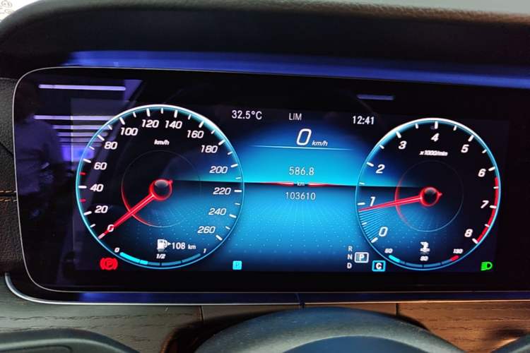 Used Mercedes-Benz E-Class 2021 E 300 L Sport Luxury Edition Instrument Cluster