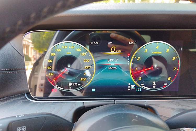 Used Mercedes-Benz E-Class 2021 Updated E 260 Fashion Sport Edition Instrument Cluster